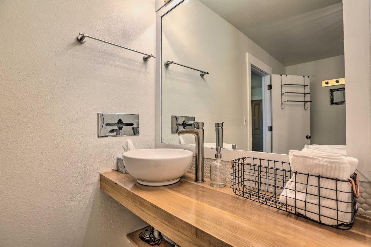 Resort Condo Retreat About 6 Mi To Downtown Bend! المظهر الخارجي الصورة